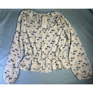 NWT Sienna Sky Long-Sleeve White and Blue top